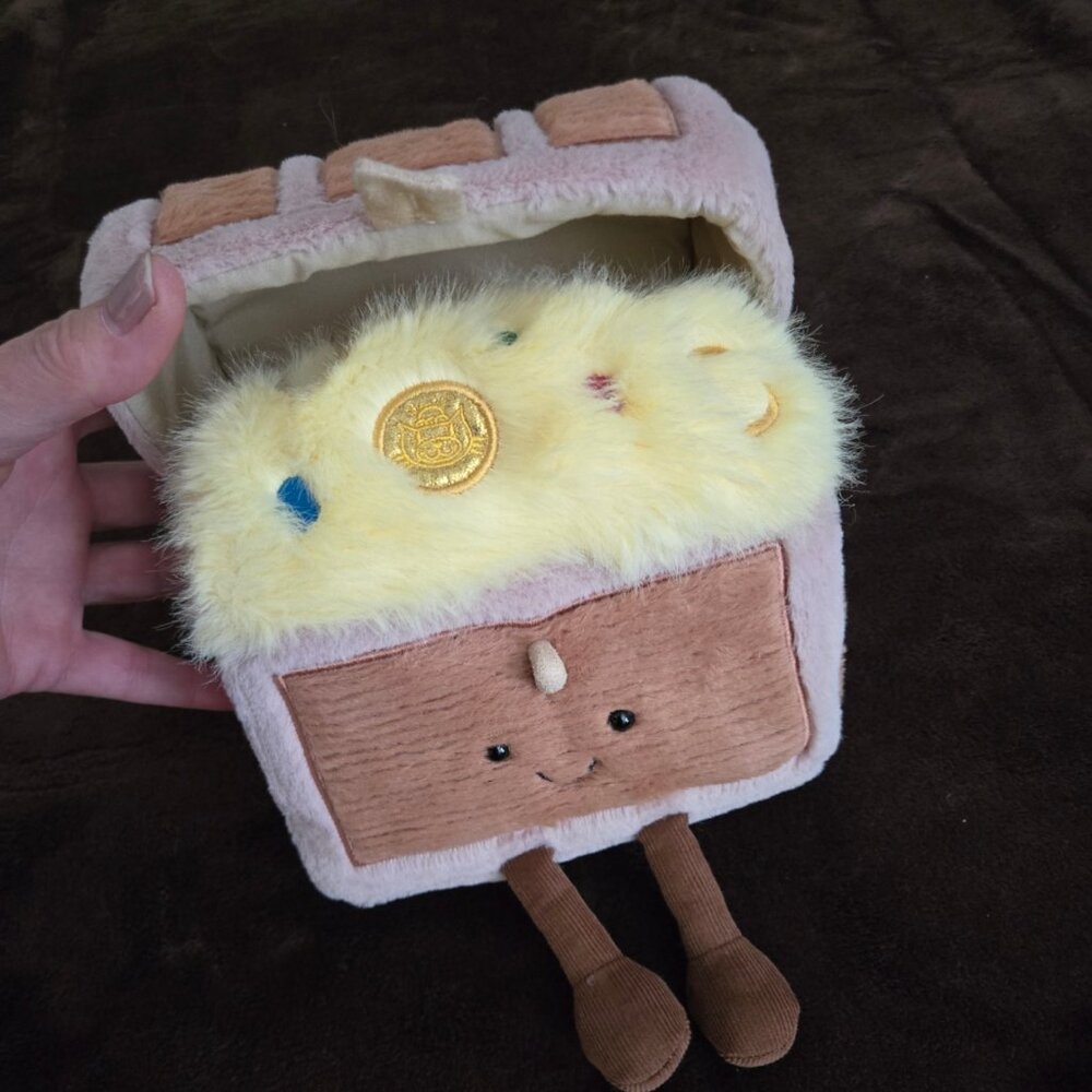 Jellycat Amusables Treasure Chest - New with Tags